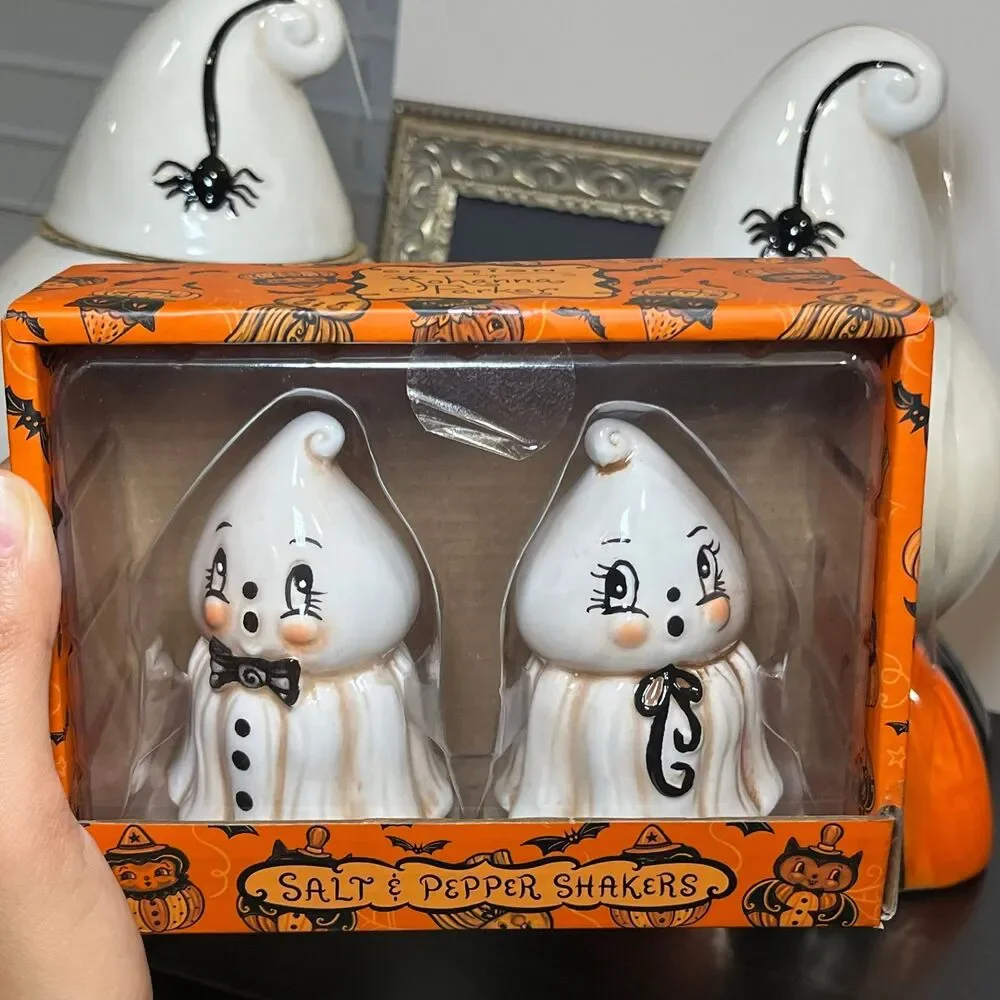 Johanna Parker Halloween Vintage Ghost Canister Bundle (3)